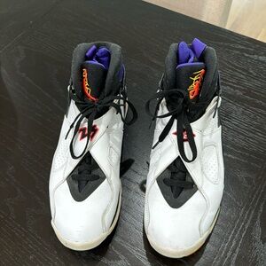 Jordan 8 Retro
